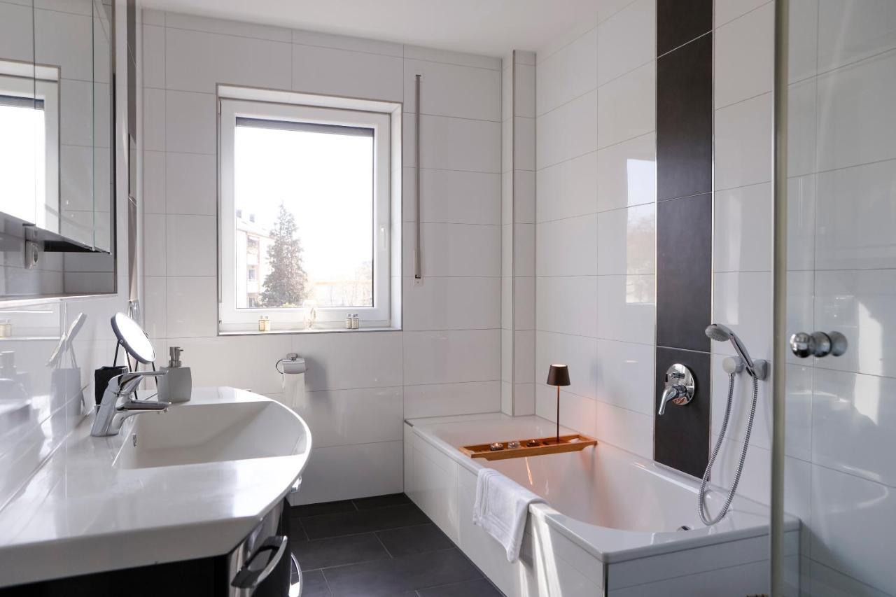 Lumen Homes - Design-Apt. Nahe Audi Und Altstadt, 3 Zimmer, Netflix 因戈尔施塔特 外观 照片