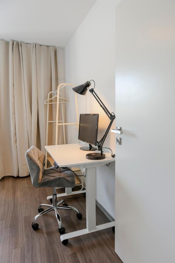 Lumen Homes - Design-Apt. Nahe Audi Und Altstadt, 3 Zimmer, Netflix 因戈尔施塔特 外观 照片