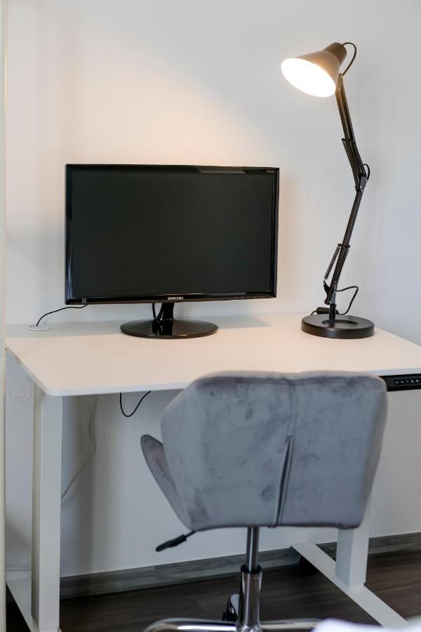 Lumen Homes - Design-Apt. Nahe Audi Und Altstadt, 3 Zimmer, Netflix 因戈尔施塔特 外观 照片