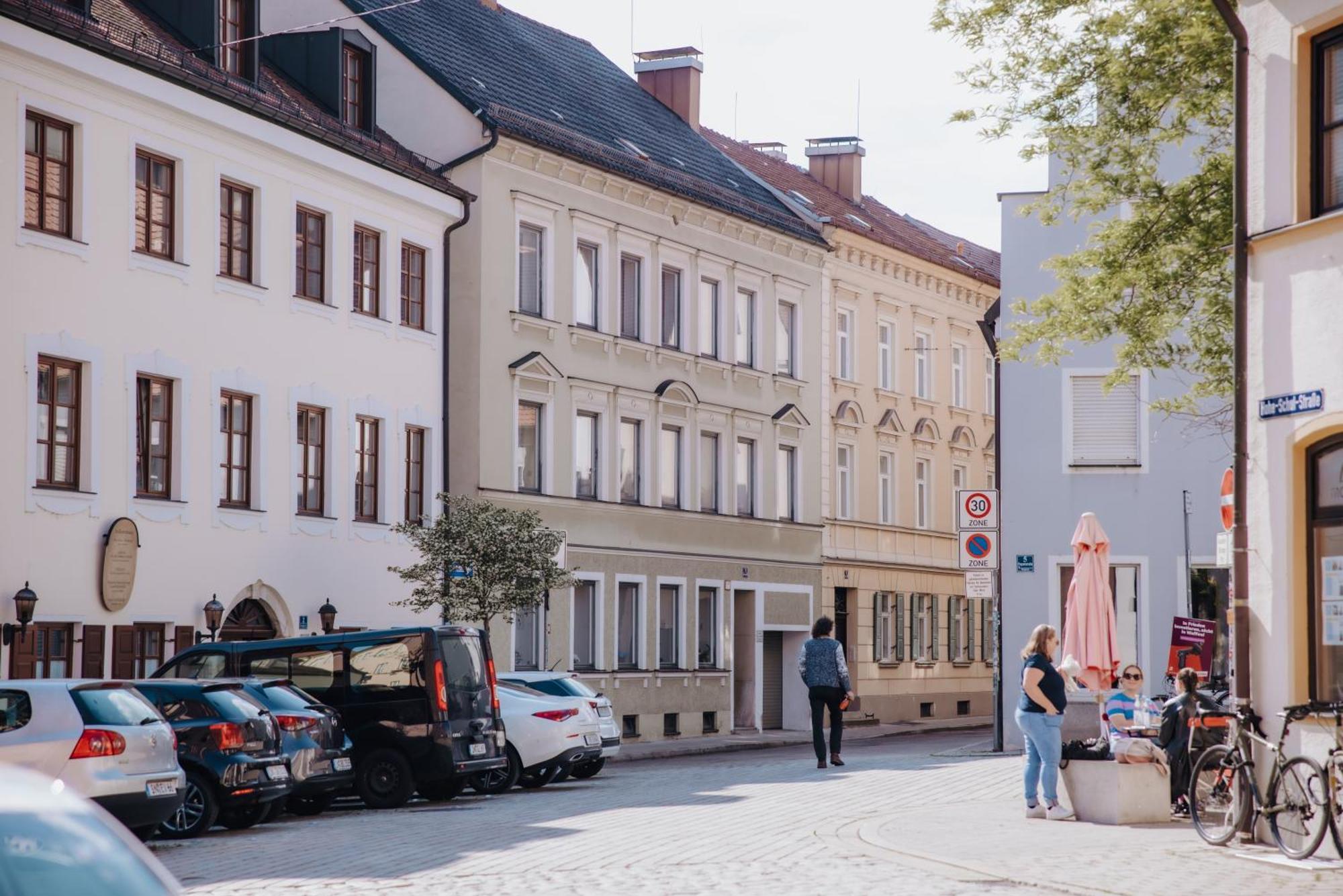 Lumen Homes - Design-Apt. Nahe Audi Und Altstadt, 3 Zimmer, Netflix 因戈尔施塔特 外观 照片